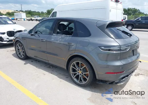 2022 Porsche Cayenne E-Hybrid Platinum Edition from USA, damaged, VIN WP1AE2AY9NDA26195
